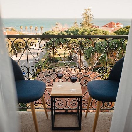 Hotel A House In Estoril - Adults Only Extérieur photo A balcony in a hotel room