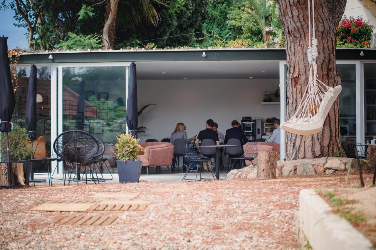 Hotel A House In Estoril - Adults Only Extérieur photo The Treehouse at the London Film and Television School