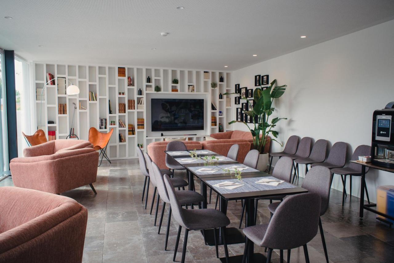 Hotel A House In Estoril - Adults Only Extérieur photo The library at the University of Roehampton